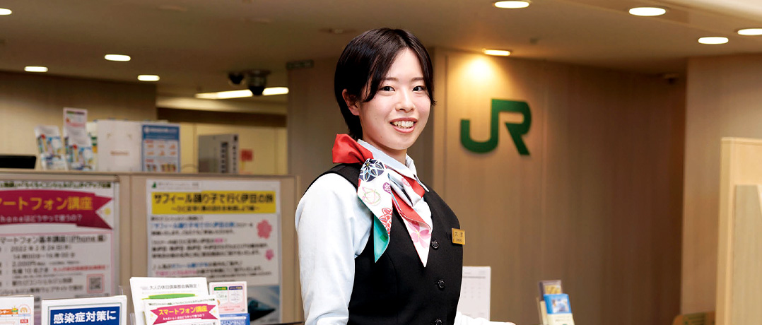 ホテル業務を中心に
リゾートからブライダルまで
総合的に学ぶことができます。