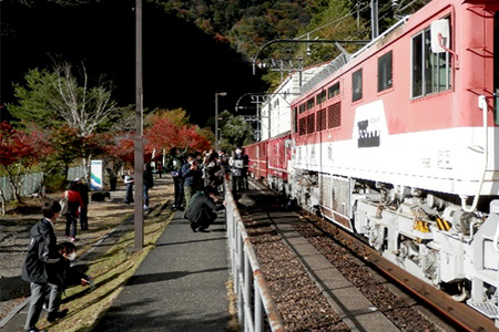 鉄道学科2年生　国内研修旅行