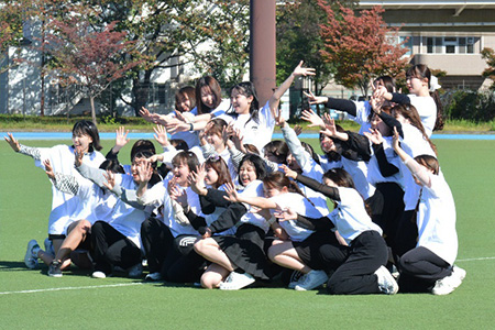 優秀賞 ブライダル学科2年A組